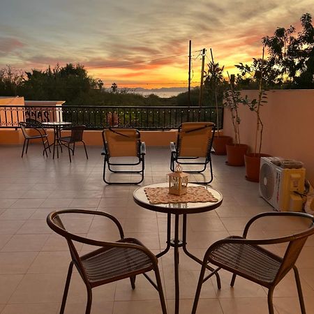 Tres Iguanas Apart Hotel - New, Cozy & Spacious Flats, Short Walk To Beach Loreto  Luaran gambar